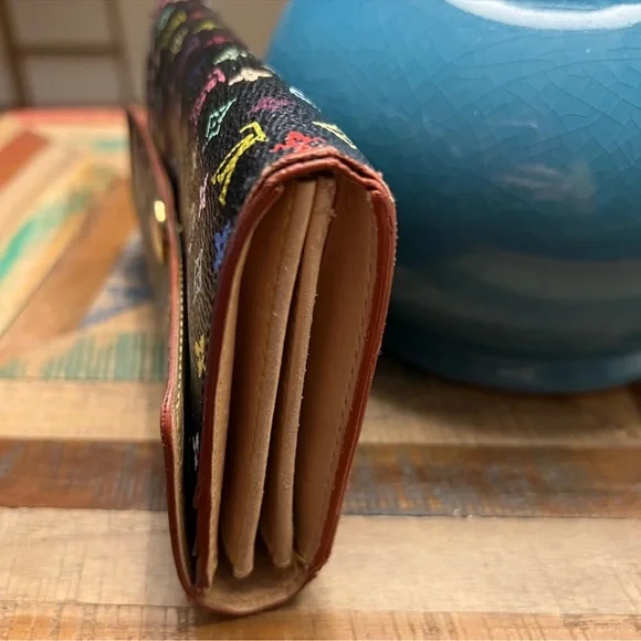 Louis Vuitton Murakami Sarah Wallet - Picture 7 of 16